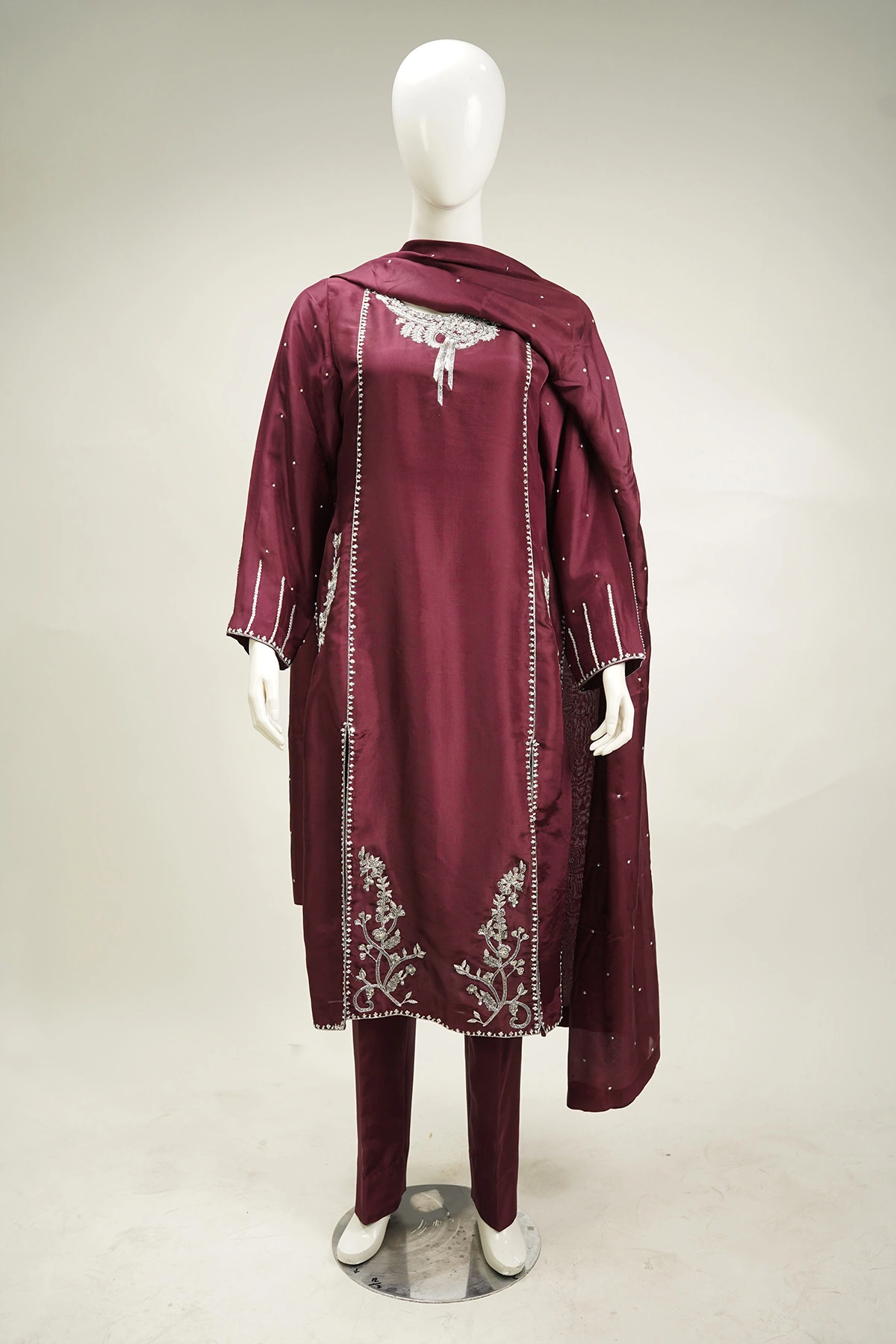 Plum Grace – Handcrafted Three-Piece Raw Silk Ensemble